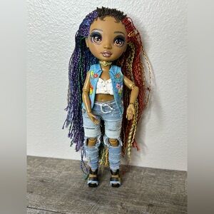 Rainbow High Rockstar Vanessa Tempo Fashion Doll Braids, Jacket,Necklace